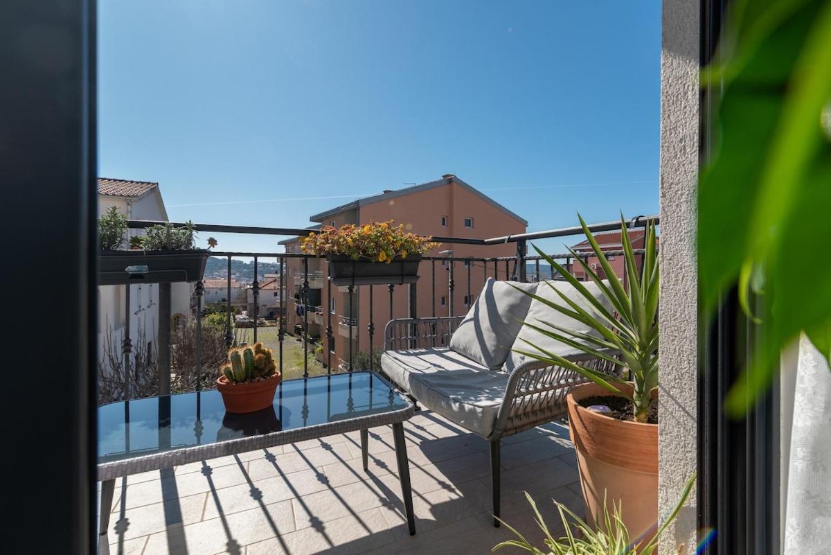 Apartman Spiro Trogir Exterior photo